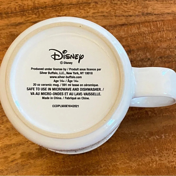 Disney Mickey Rainbow Heart Hands Pride Love Mug 20oz - Picture 5 of 11